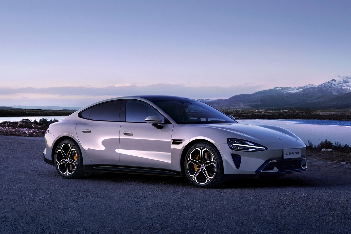 Xiaomi SU7 Sedan AWD Electric Car EV 800km 101kWh PS 495kw/838nm R19 Czterokołowy napęd Max LHD Innowacyjny samochód elektryczny