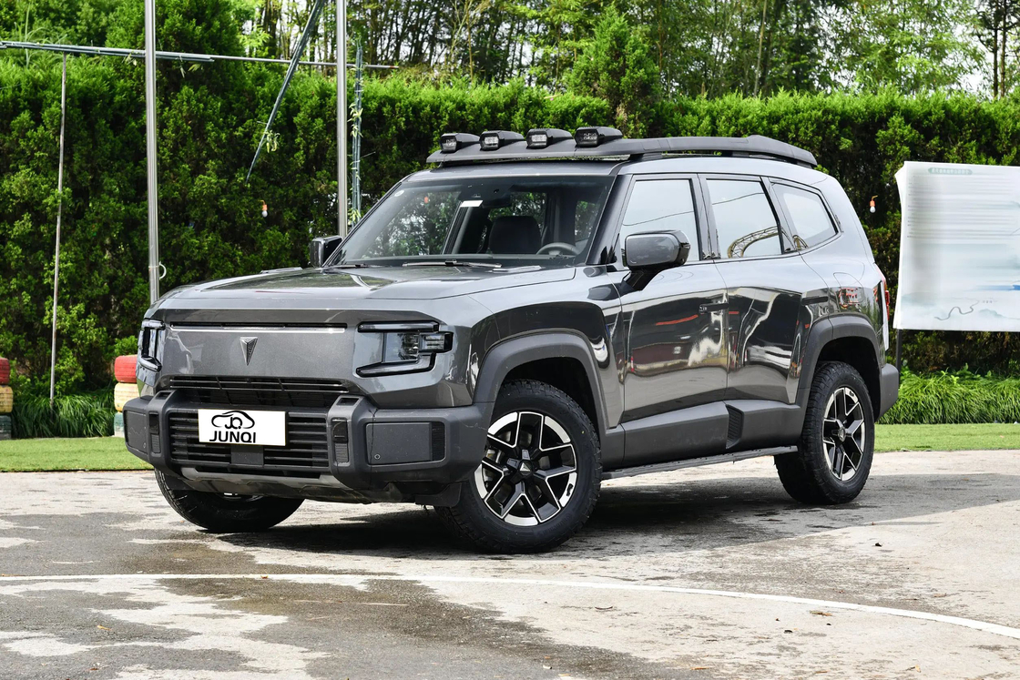 Changan DeepBlue Shenlan G318 4-kołowy SUV Hybrid elektryczny paliwowy 4WD Off-road Ev Auto Nowy pojazd energetyczny