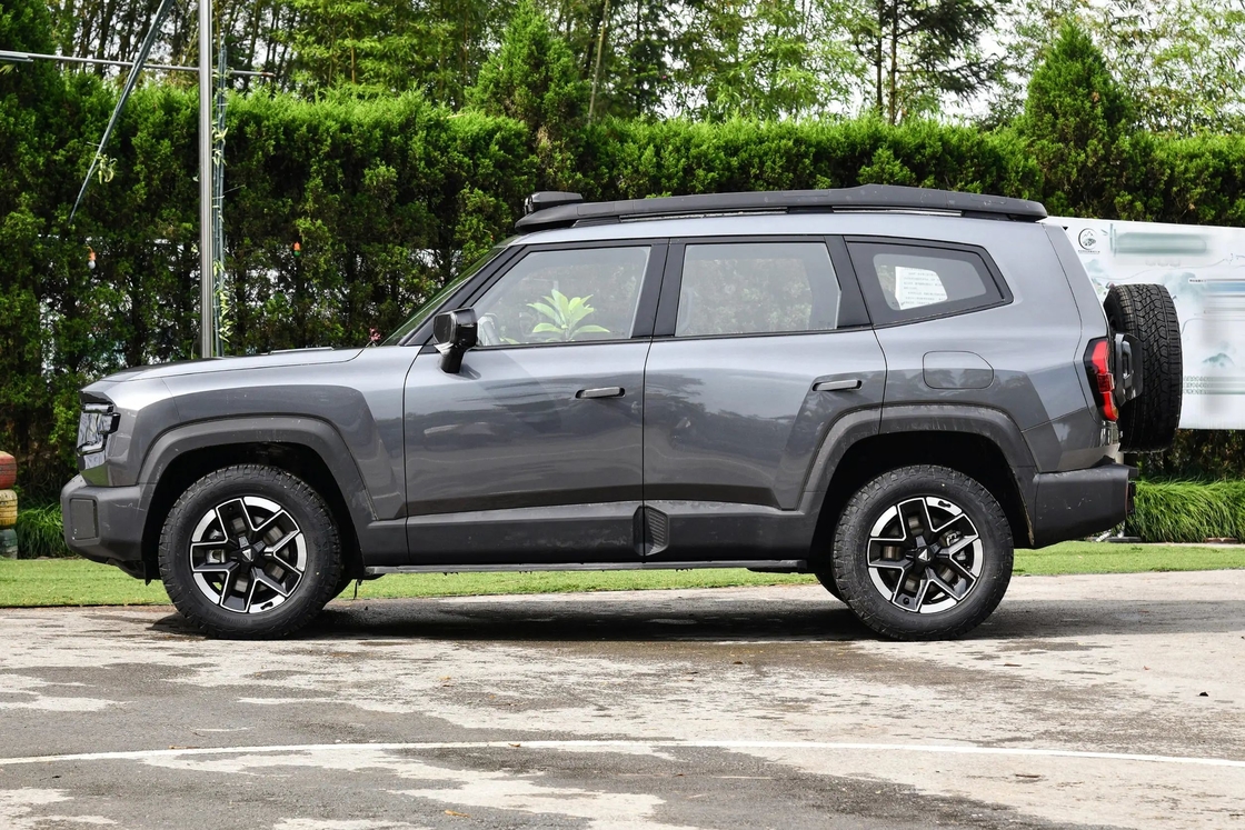 Changan Electric Car DeepBlue Shenlan G318 4-kołowy SUV elektryczny hybrydowy paliwowy 4WD terenowy