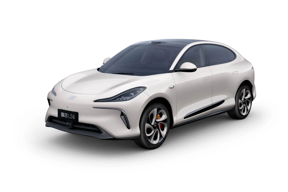 Zhiji LS6 IM Elektryczny samochód 4 drzwi 5 miejsc SUV 760km Długiego zasięgu Nowy samochód elektryczny