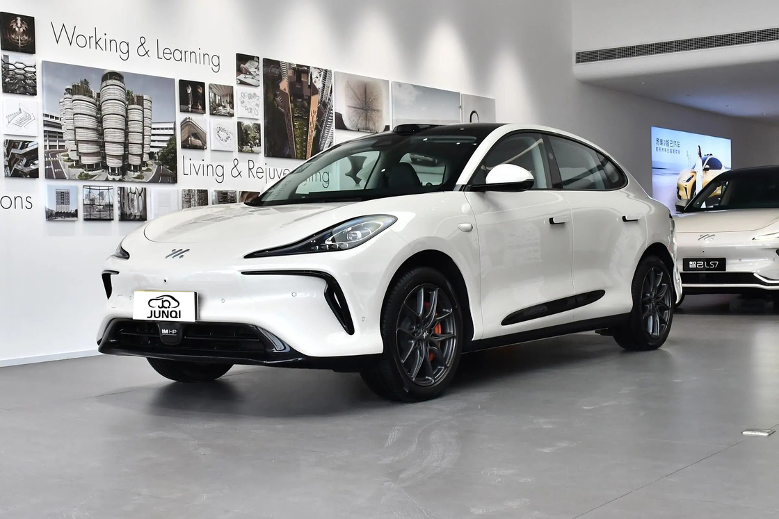 Zhiji LS6 2023 Max Super Performance Edition IM Elektryczny samochód 787 KM Średni i duży SUV