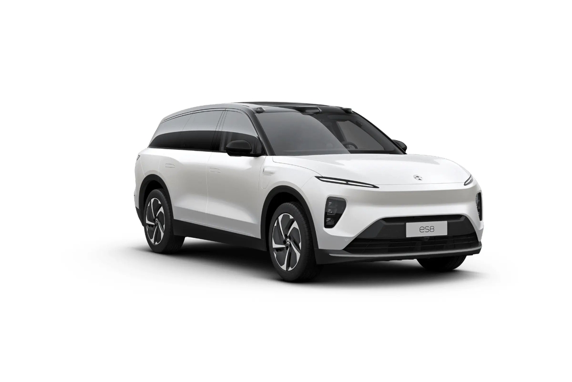 Odkryj przyszłość mobilności dzięki luksusowemu i zrównoważonemu SUV-owi NIO ES8