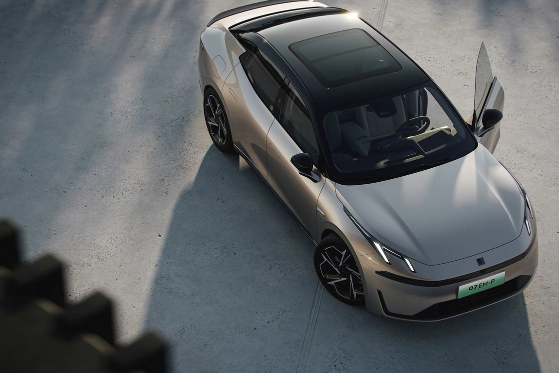 5 Siedzeń Lynk And Co Elektryczny Samochód Sedan Typ Przednie koło napędowe EV 180km/h