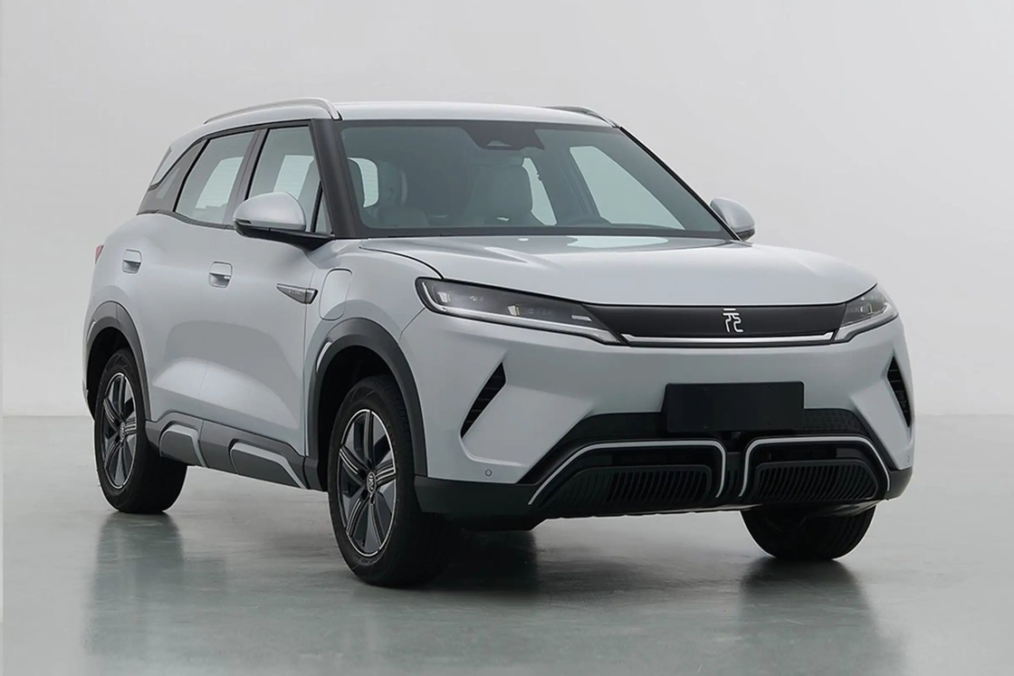 2WD BYD Elektryczny Samochód Yuan Up EV 301km / 401km 5 drzwi 5 miejsc Mały SUV