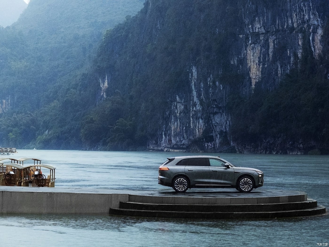 Podwójny silnik Powertrain SUV pojazdu elektrycznego Chery EXEED ET dla ekscytujących osiągów