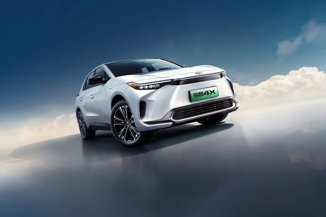Hybrid Toyota Bz 4X SUV Electric dla konsumentów świadomych ekologii i miłośników outdooru