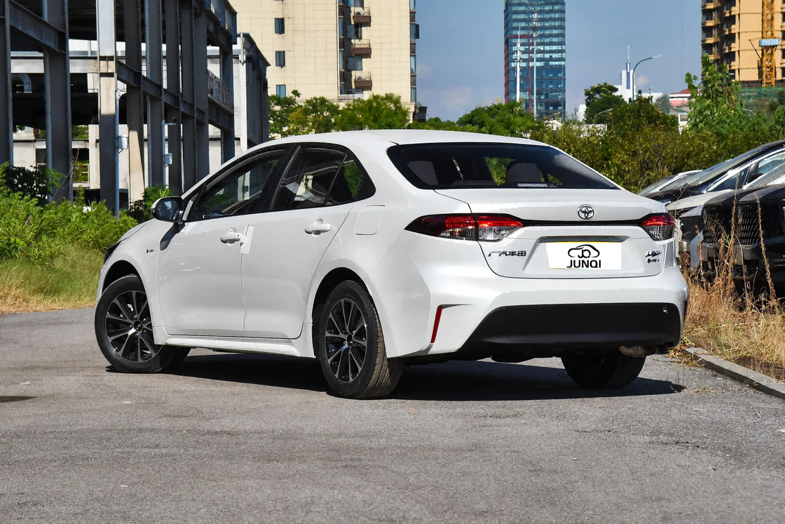 Sedan Typ Toyota Electric Car 101KW 1.8L 98HP L4 Hybrid silnik