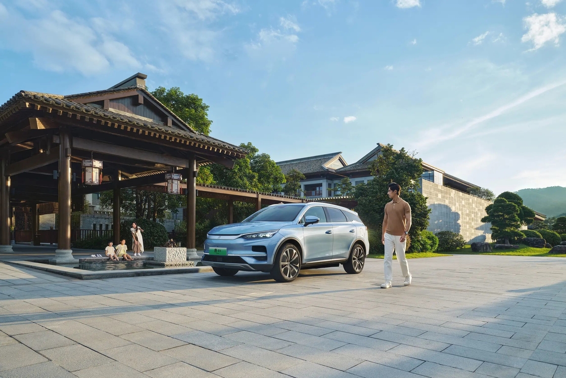 5 miejsc BYD Tang Elektryczne pojazdy elektryczne do dojazdów do miasta i podróży dalekiego zasięgu