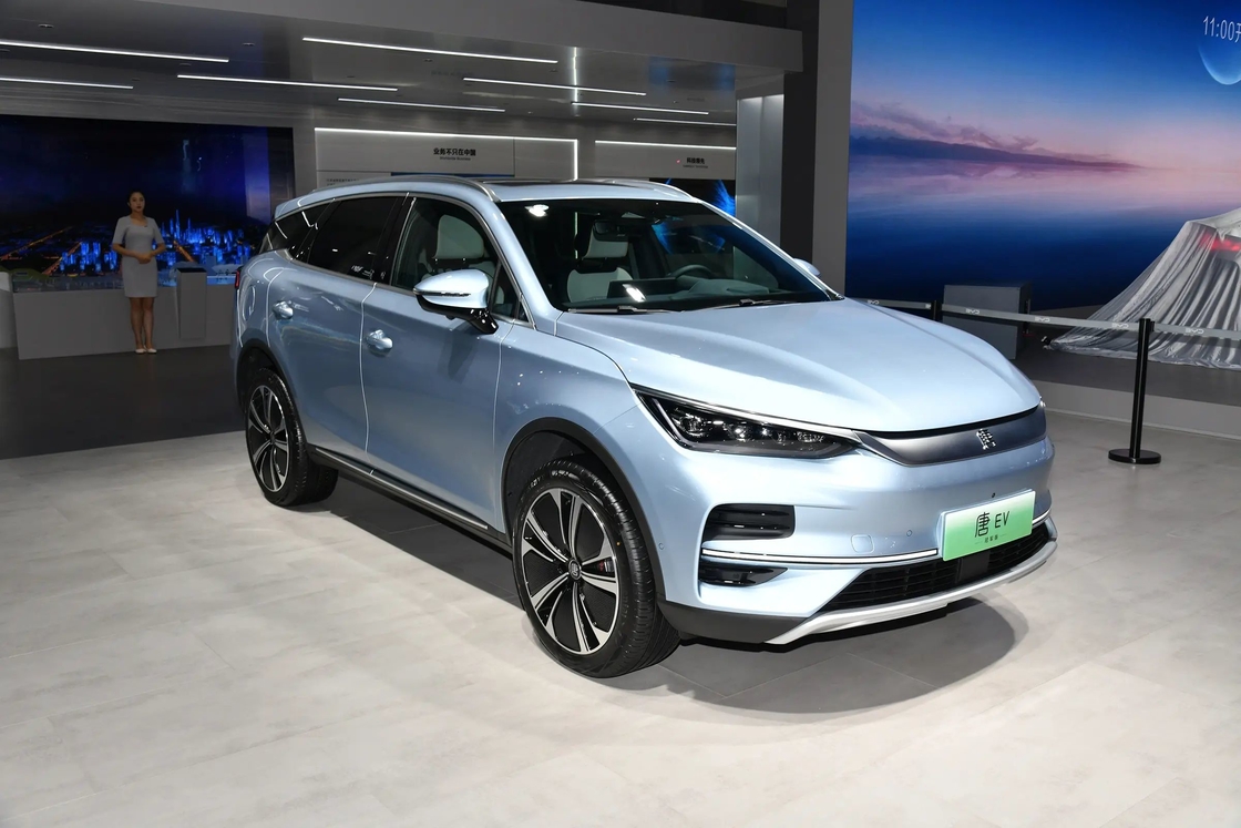 Luksusowy BYD Tang Electric Car EV 185Km/h Lewy napęd w hybrydowym SUV