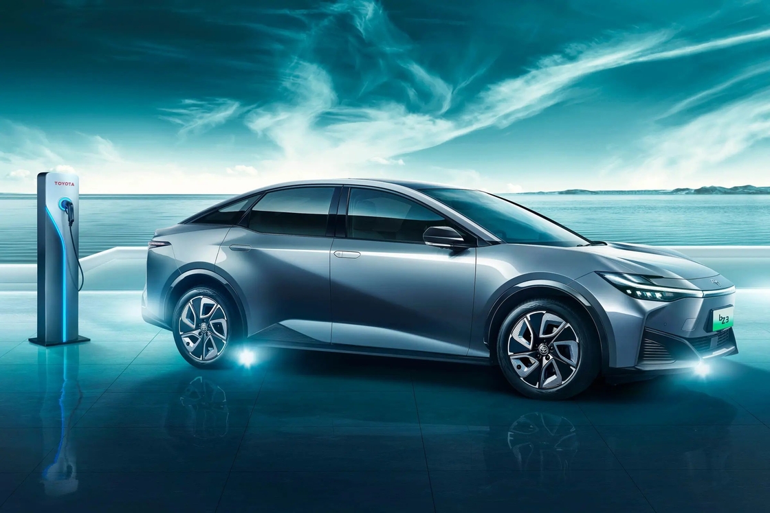 Średnia wielkość Toyota Electric Sedan 517km Elite PRO Pure Electric Toyota Bz3 EV
