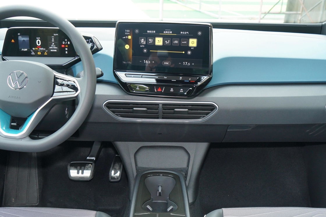 VW Volkswagen Elektryczny samochód ID3 Sedan Typ czysto elektryczny 170 KM