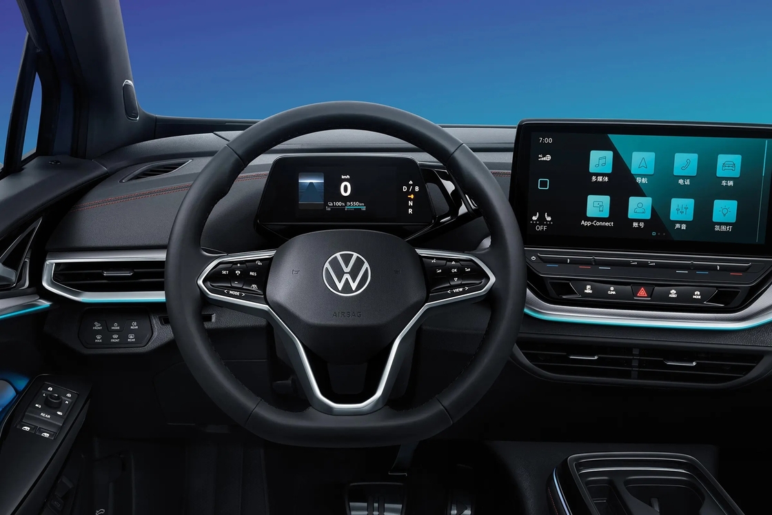 Volkswagen ID.4 Elektryczny SUV z intuicyjnym sterowaniem i dużym wyświetlaczem informacyjno-rozrywkowym