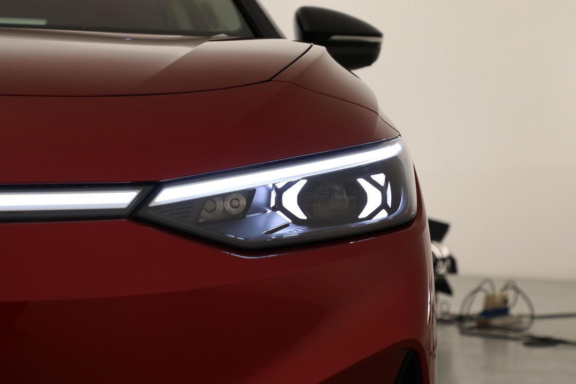 Pojemność miejsc siedzących w samochodzie elektrycznym Volkswagen EV Car ID7 Sedan Type 5