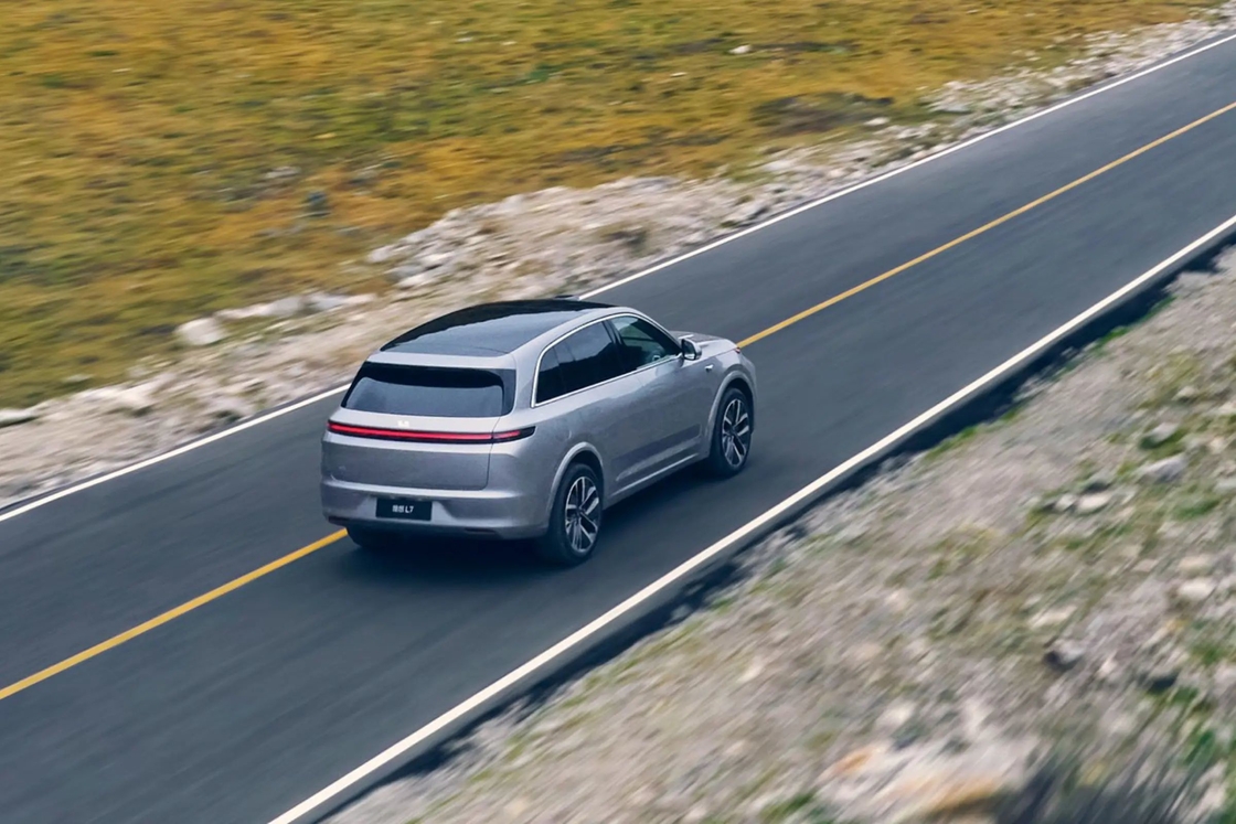 Lixiang L7 luksusowy samochód elektryczny 7 miejsc 5 drzwi Smart Electric SUV z napędem na tylne koła