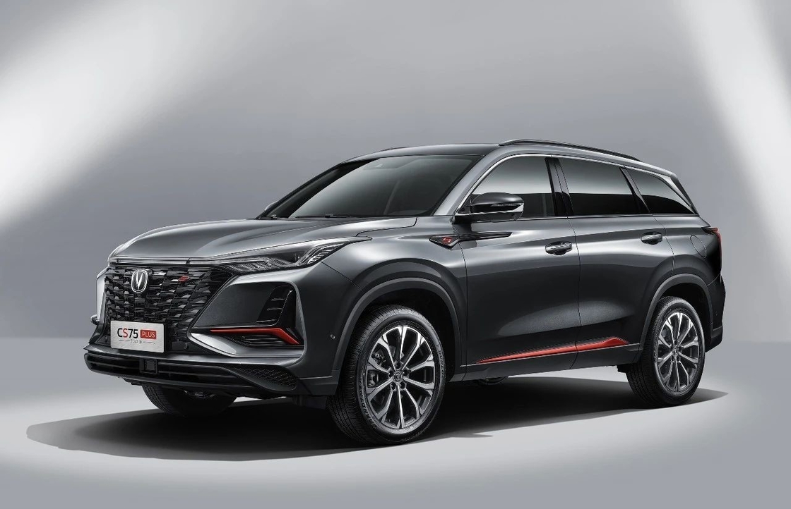 Typ paliwa Changan CS75 Plus Czarny SUV 5 miejsc siedzących