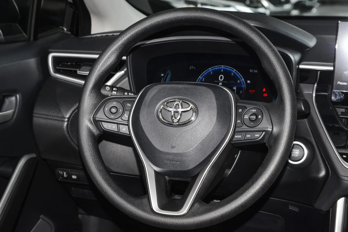 Wysokiej wydajności Toyota Corolla z silnikiem 2.0L