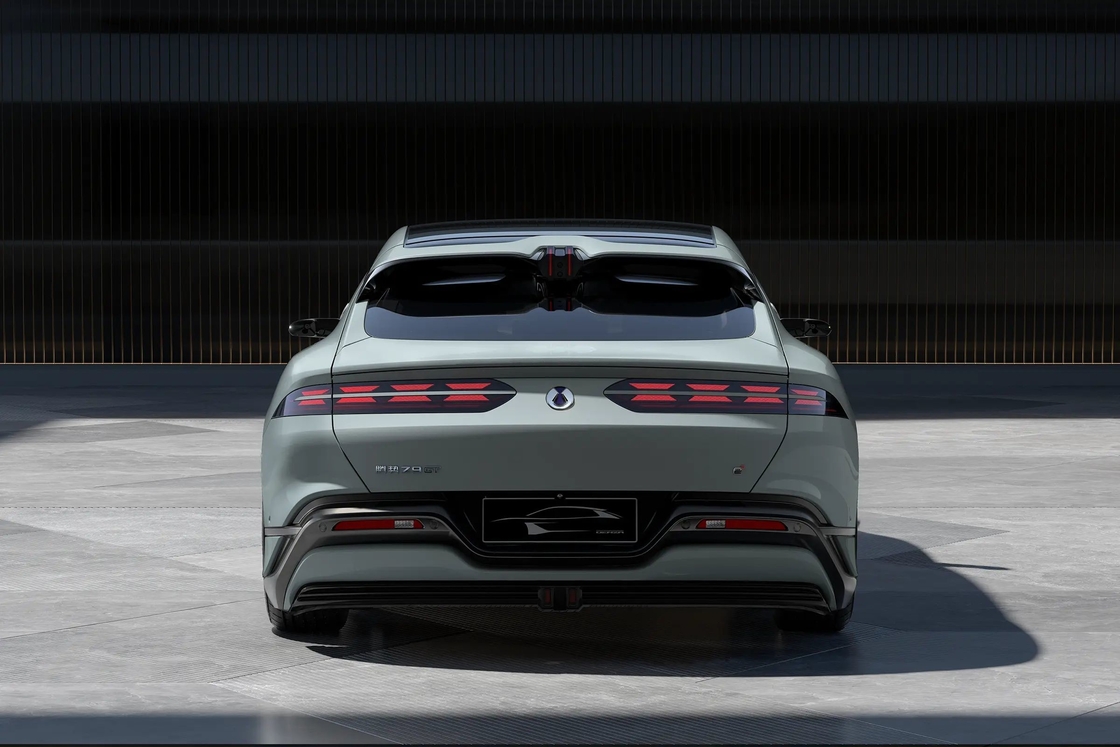 2024 Nowy DENZA Z9GT Sport Car 4WD Hybrid And Pure Electric EV Motor Nowy samochód energetyczny Sedan