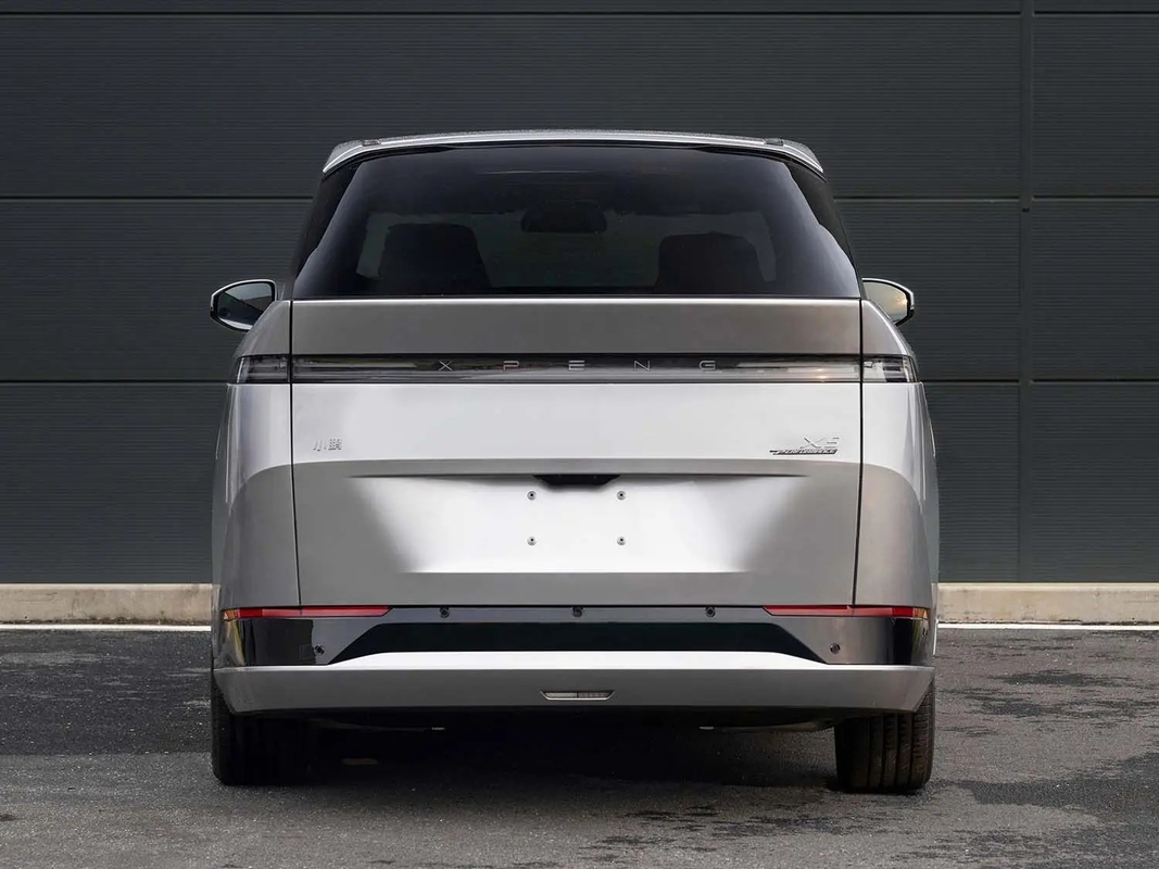 2024 Xpeng X9 702 Ultra Long Range Pro / Max Edition EV 7-osobowy MPV Z 320hp Nowy samochód FWD Euro VI Xpeng X9 Z ChinaV