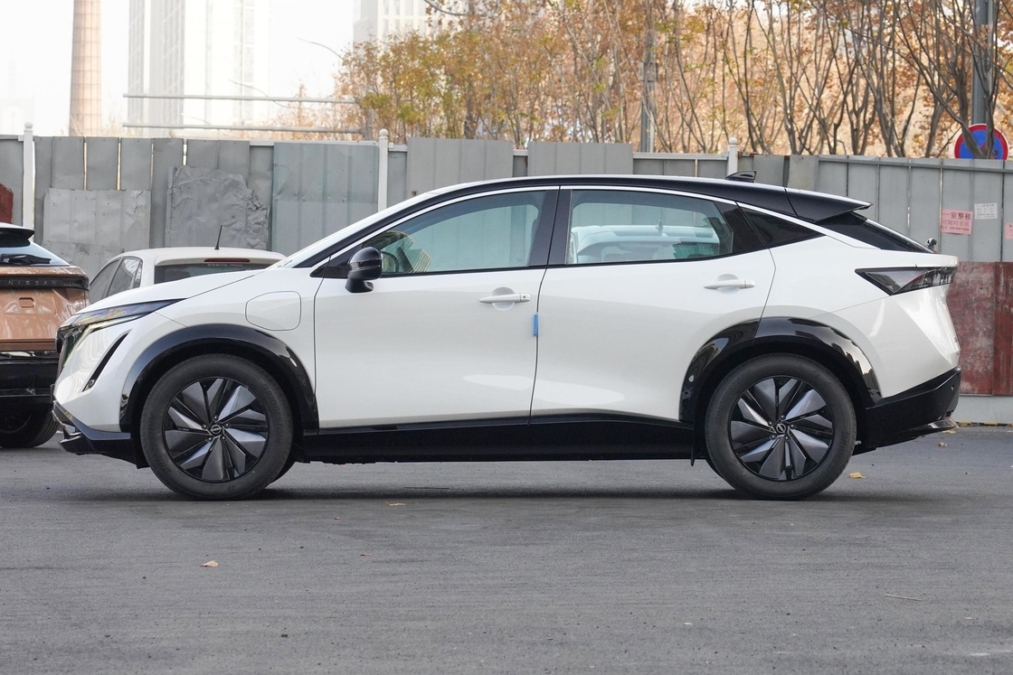 Nissan Ariya lewy kierownictwo Pure Electric 242 KM Samochód elektryczny Duża prędkość 160 km/h Długi zasięg 623 km