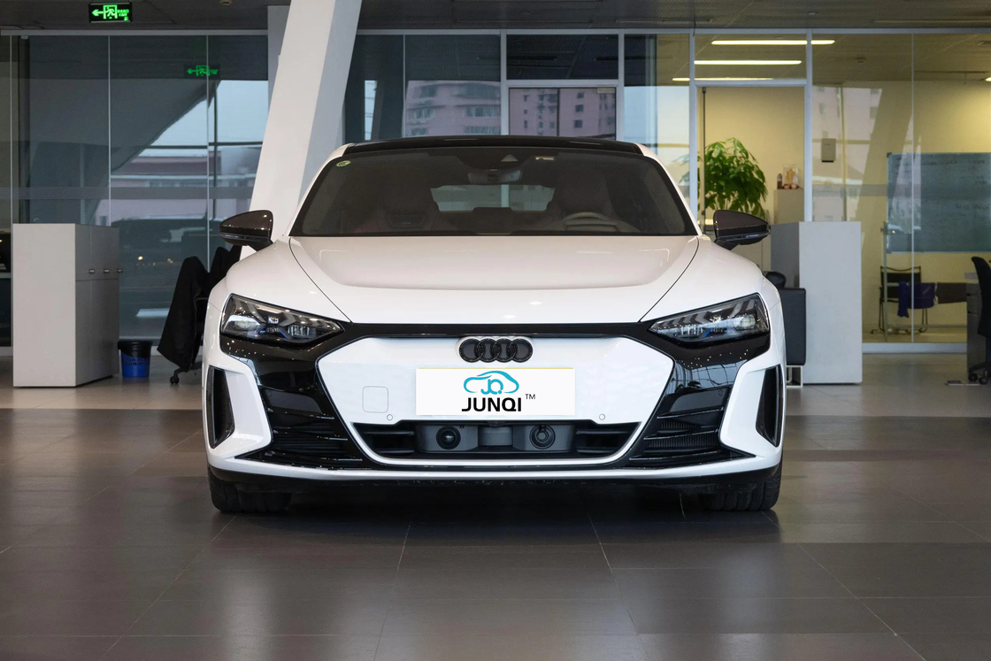 2024 Audi Q4 Etron Q5 Etron RS Etron Etron Gt Pojazd elektryczny 4 koła SUV EV Samochód dla dorosłych Nowy samochód używany Duża prędkość Nowy samochód energetyczny Elektryczny samochód elektryczny