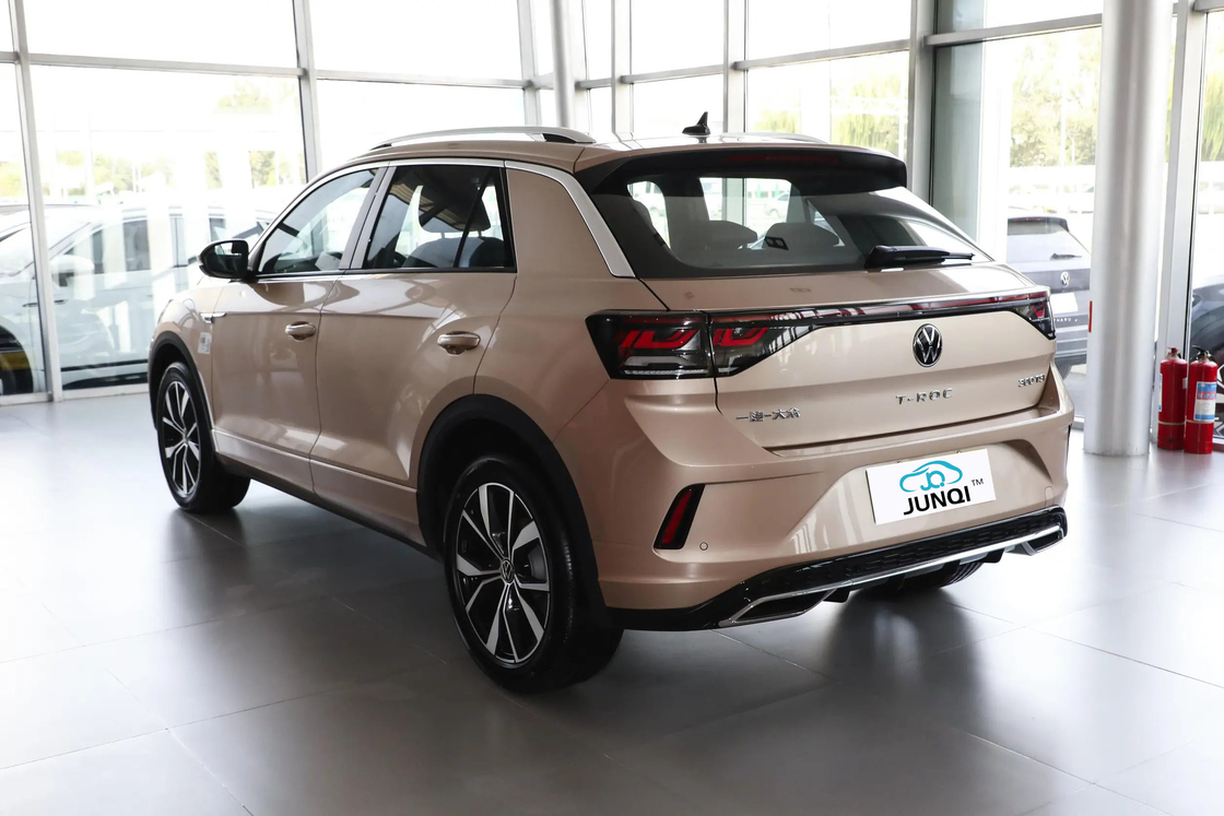 Gorąca sprzedaż Volkswagen TROC 2024 Nowy samochód Wysokiej wydajności Przystępna cena Kompaktowy SUV Luksusowy 1.4T Pojazd benzynowy Duża pojemność