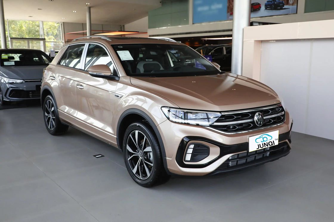 Gorąca sprzedaż Volkswagen TROC 2024 Nowy samochód Wysokiej wydajności Przystępna cena Kompaktowy SUV Luksusowy 1.4T Pojazd benzynowy Duża pojemność