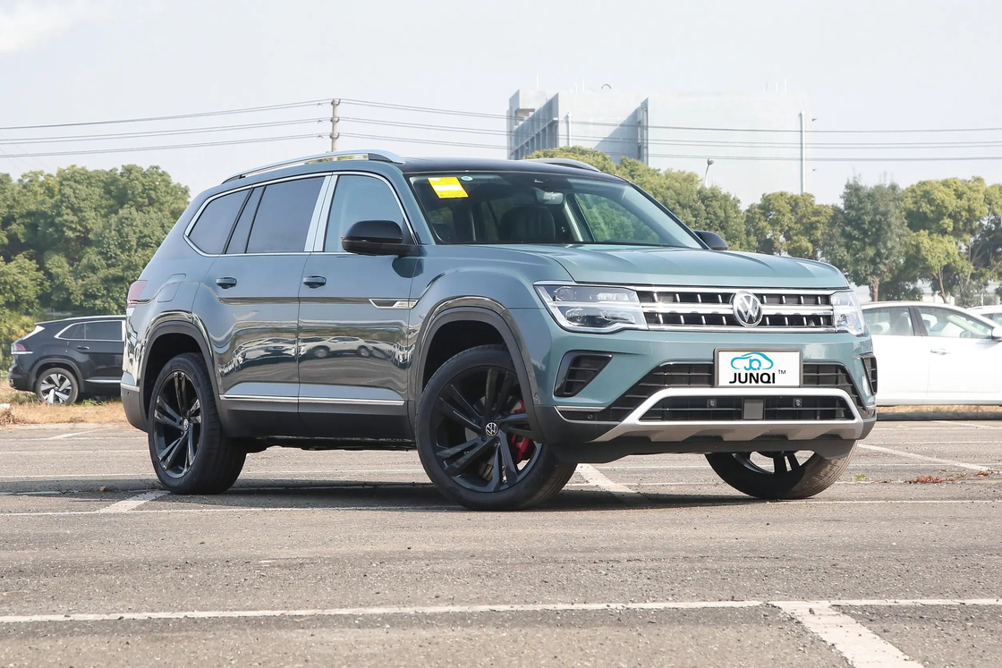 VW Touron 2.5T-A/MT-530 4WD Flagowa wersja 7-osobowa Duży SUV