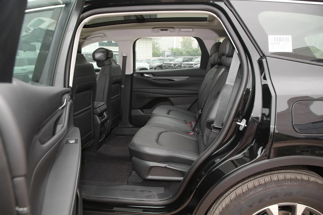 Changan Ford Edge L Ruijie 2.0T Ecoboost E-hybrid 4WD 5-drzwiowy SUV Pojazd elektryczny